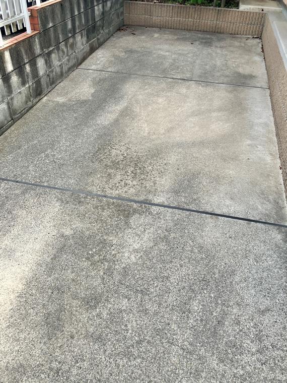 18/18 駐車場