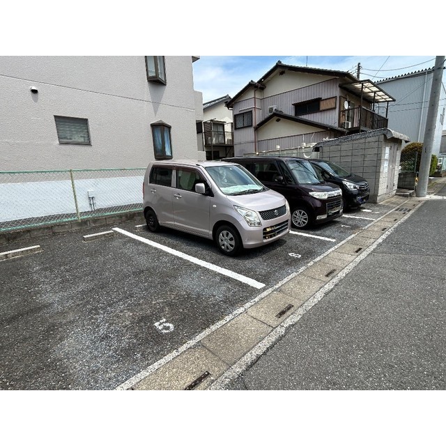 26/26 駐車場