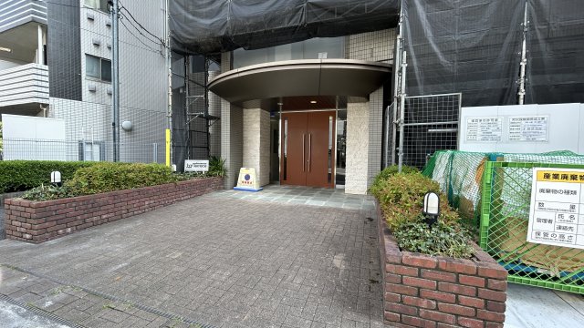 20/24 エントランス