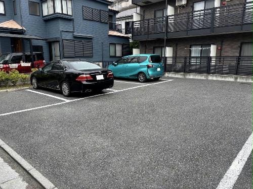 13/21 駐車場