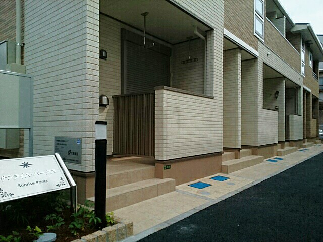 14/20 エントランス