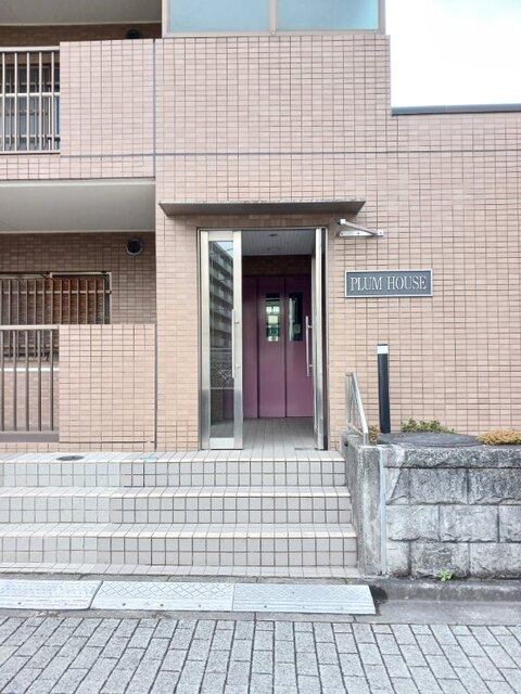 2/4 エントランス