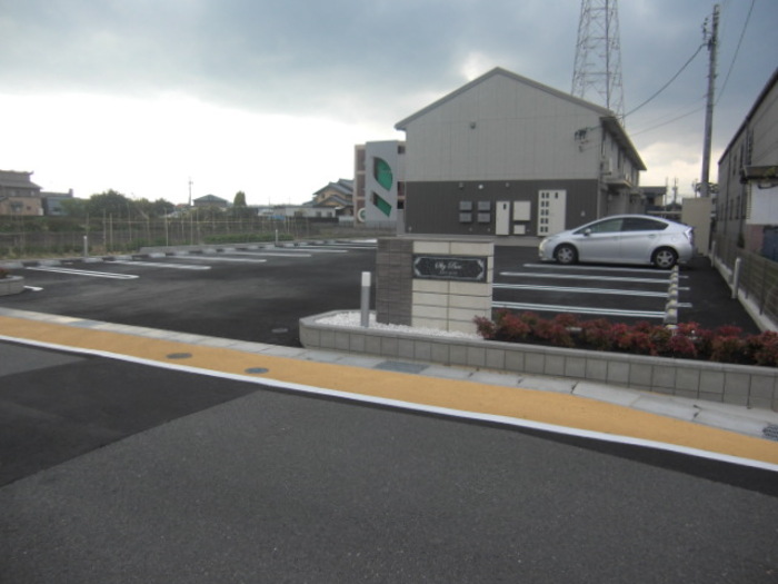 17/24 駐車場