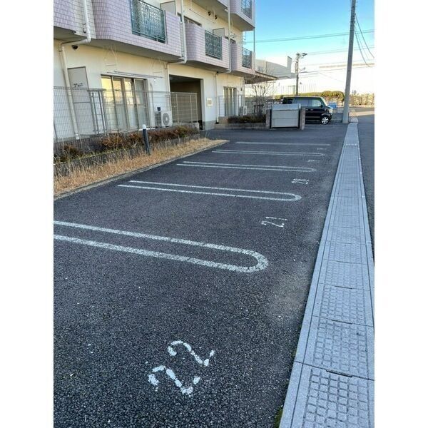 10/11 駐車場