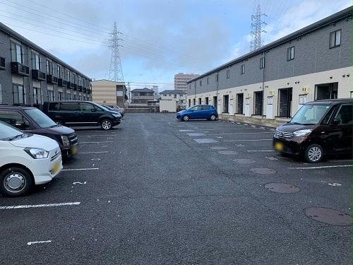 14/23 駐車場