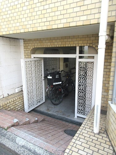21/21 エントランス