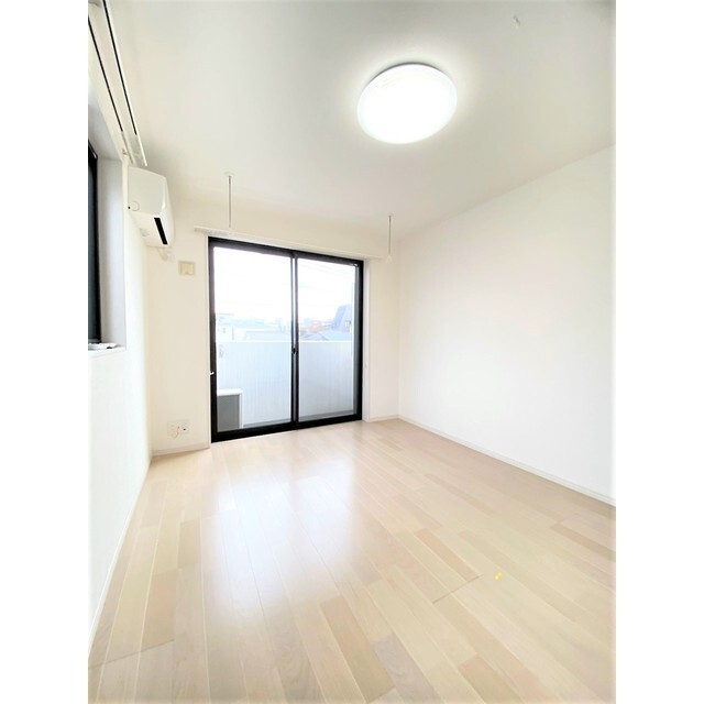 21/21 室内