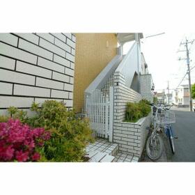 13/13 エントランス