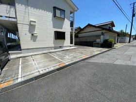 2/2 駐車場