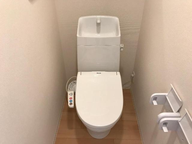 17/27 トイレ