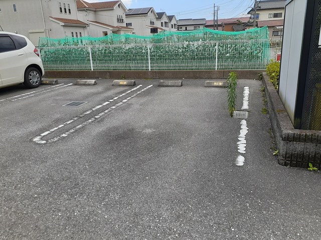14/20 駐車場