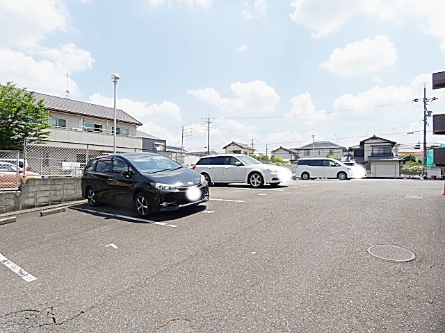 24/29 駐車場