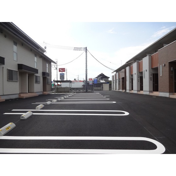 3/3 駐車場
