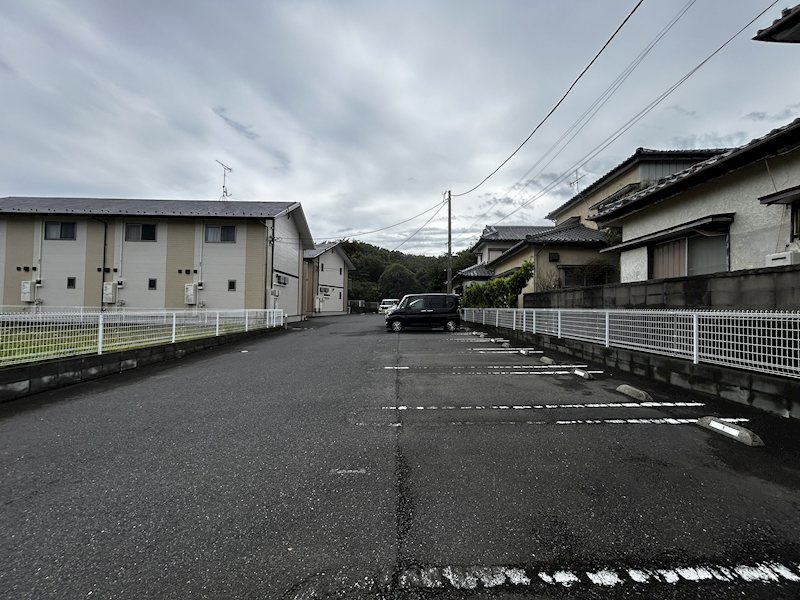 3/3 駐車場