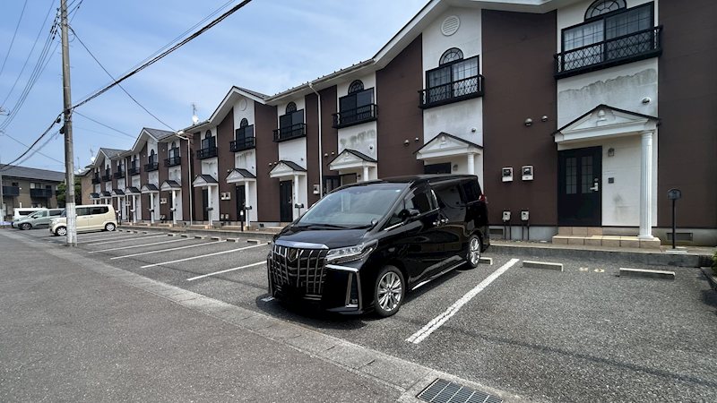 24/24 駐車場