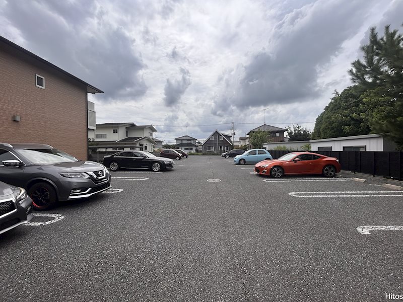 3/3 駐車場