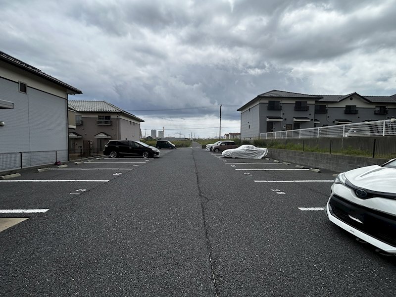 3/3 駐車場