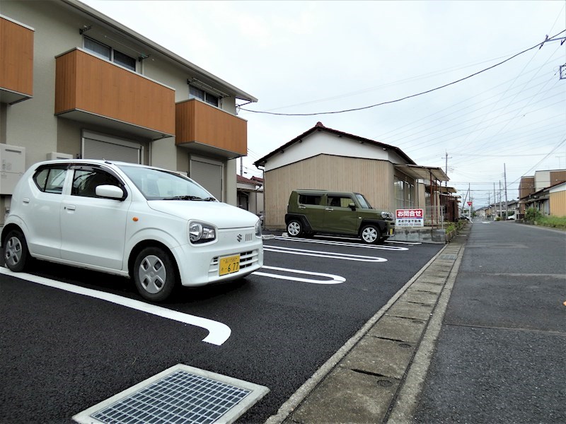 21/22 駐車場