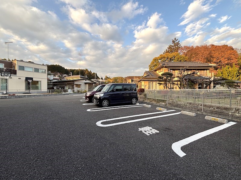 3/3 駐車場