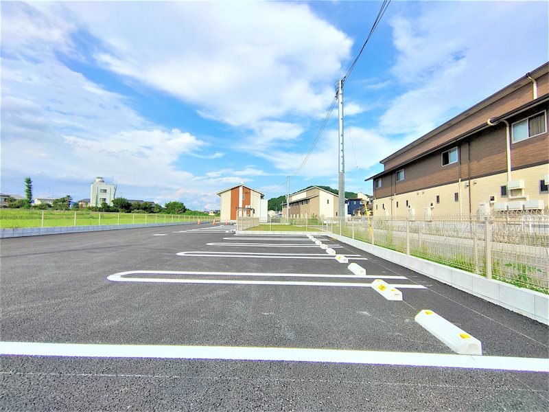 16/16 駐車場