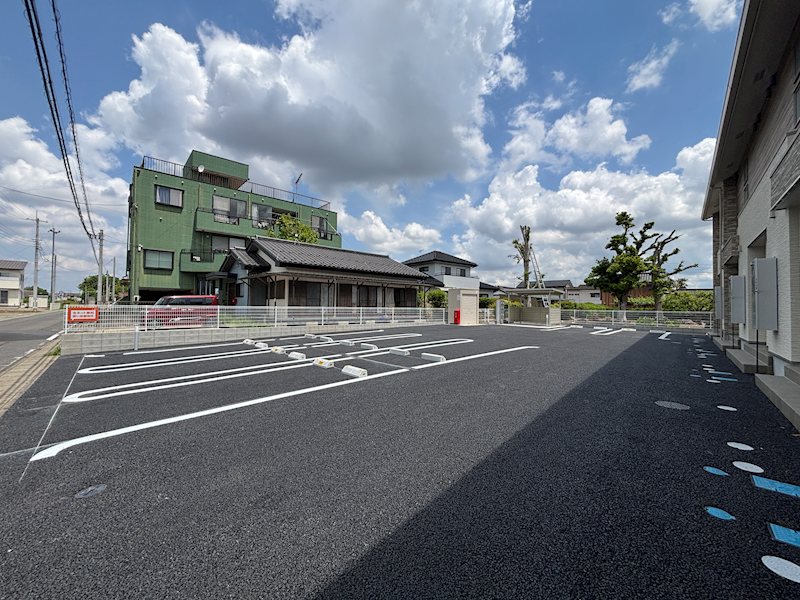 3/3 駐車場