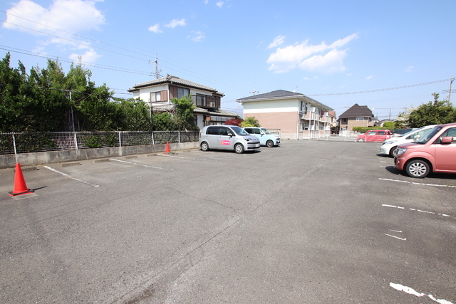 22/22 駐車場