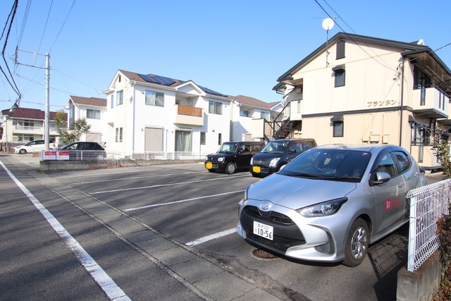 22/22 駐車場