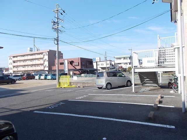 8/15 駐車場