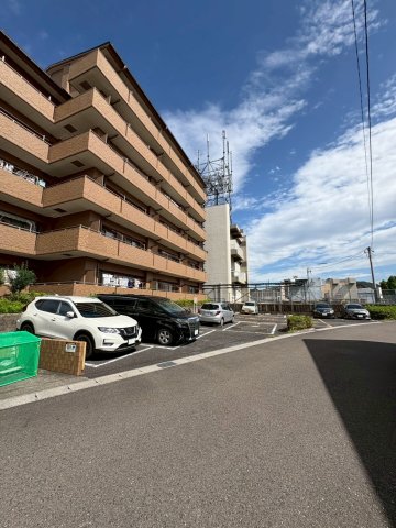 26/30 駐車場