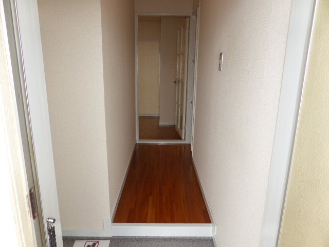 13/23 玄関