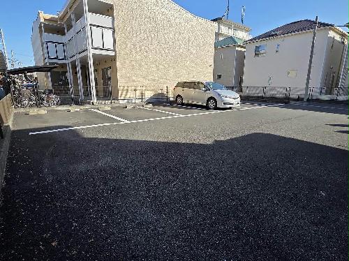 14/22 駐車場