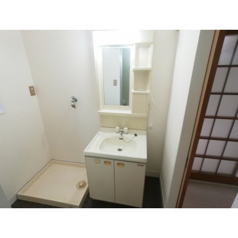 16/20 洗面