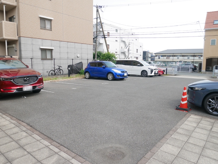 15/16 駐車場