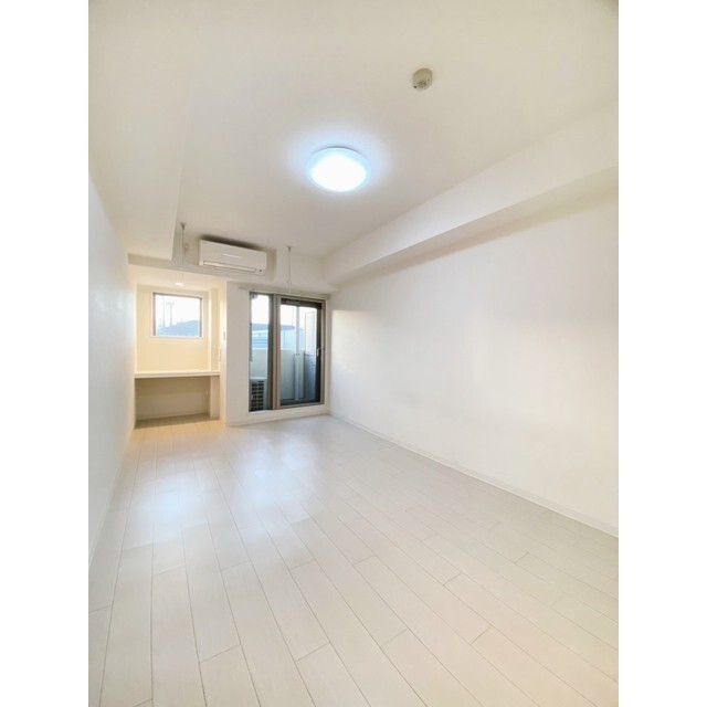 18/21 室内