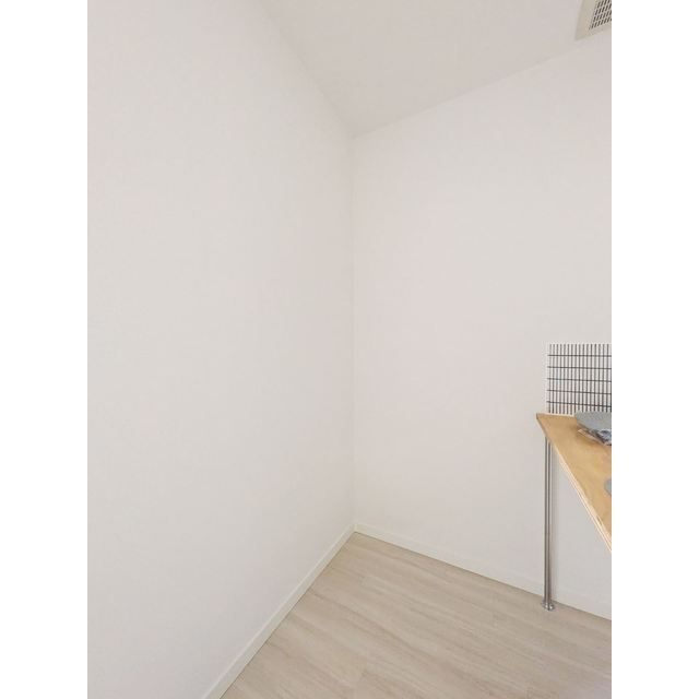 18/21 室内