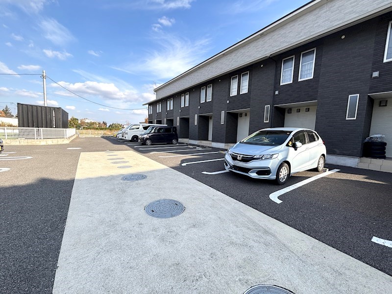 23/23 駐車場