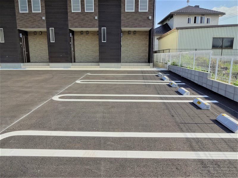 15/15 駐車場
