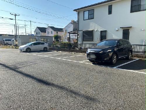 15/18 駐車場