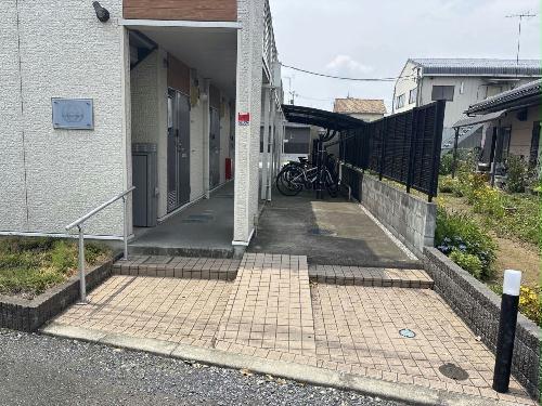 2/3 エントランス