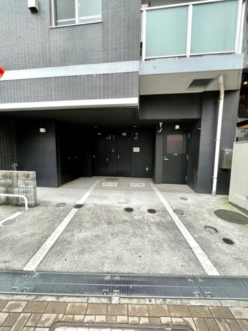 18/26 駐車場