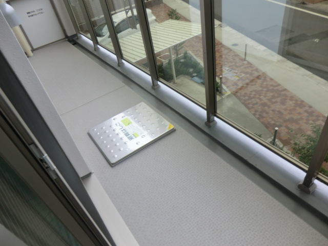 14/23 バルコニー