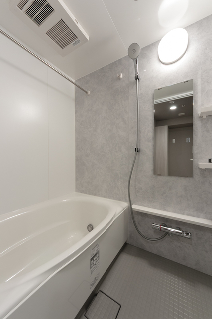 13/29 浴室