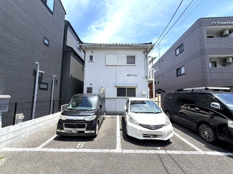 2/2 駐車場