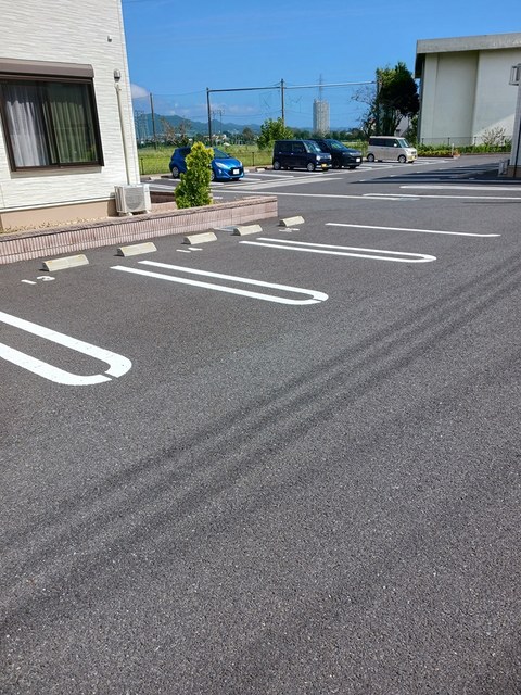2/8 駐車場