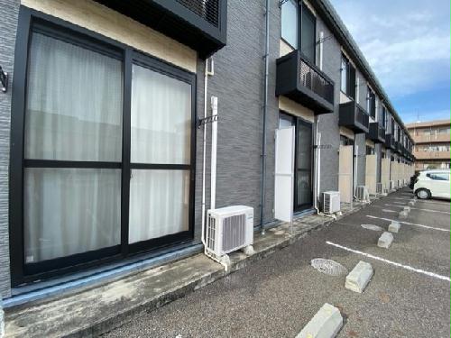 14/21 駐車場