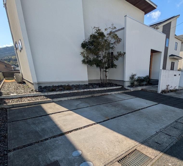 3/3 駐車場