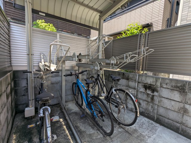 20/29 駐車場