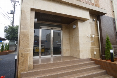 14/20 エントランス