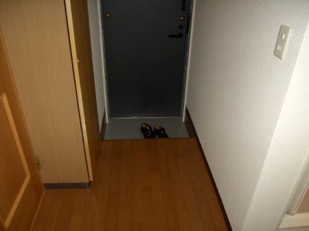 5/23 玄関