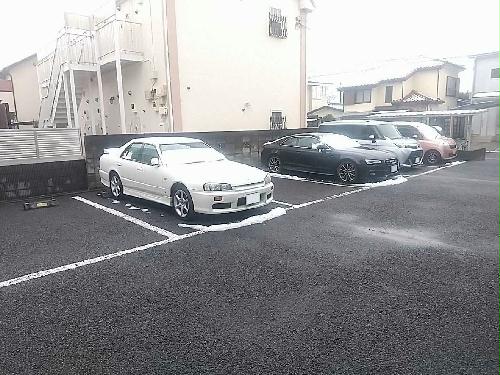 14/14 駐車場